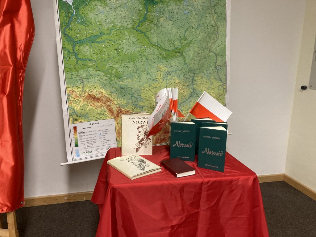 „ Ojczyzna to wielki zbiorowy obowiązek” -Cyprian Kamil Norwid