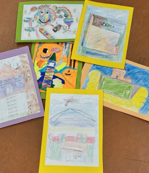 Klasowy konkurs IV a i IV b na pracę plastyczną pt.: „Szkoła moich marzeń”