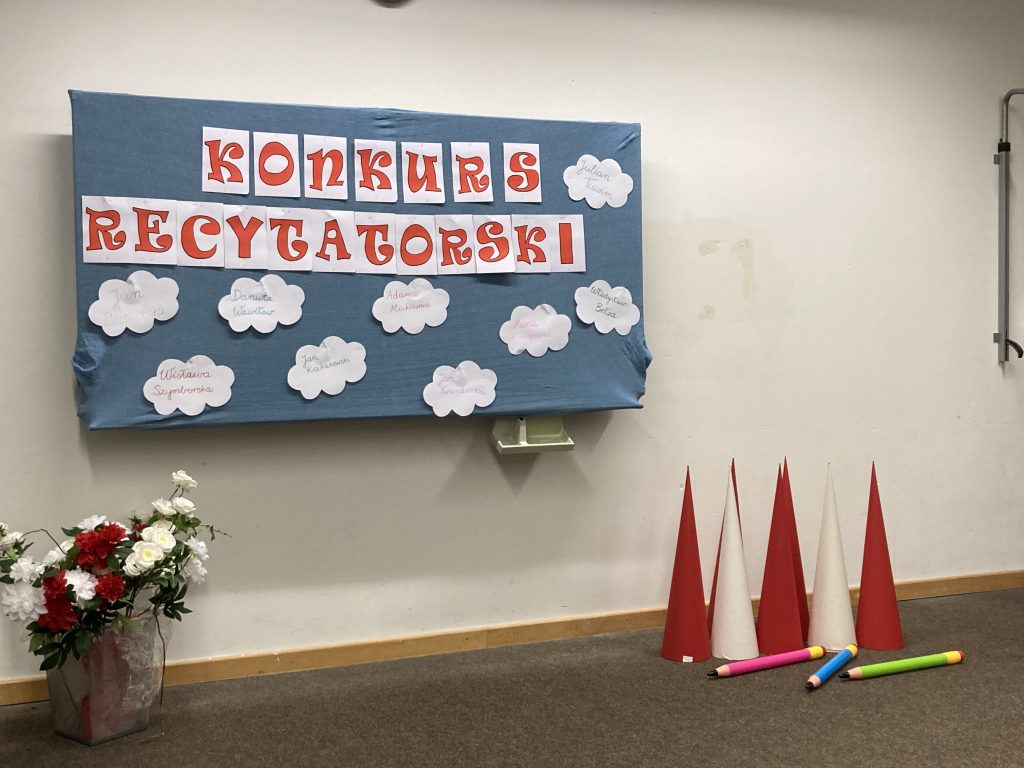 Konkurs Recytatorski „Posłuchaj mnie…”- etap szkolny