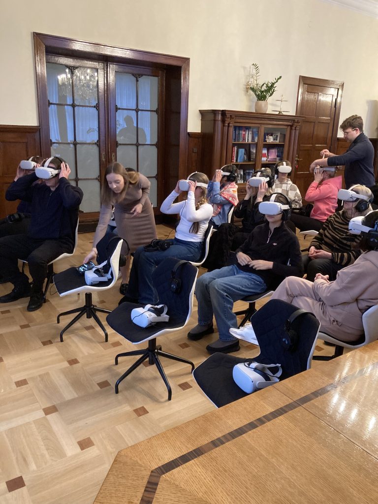 „Kartka z Powstania” oraz „Wiktoria 1920”